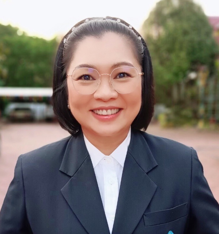 นางสาวสกุณา คงจันทร์